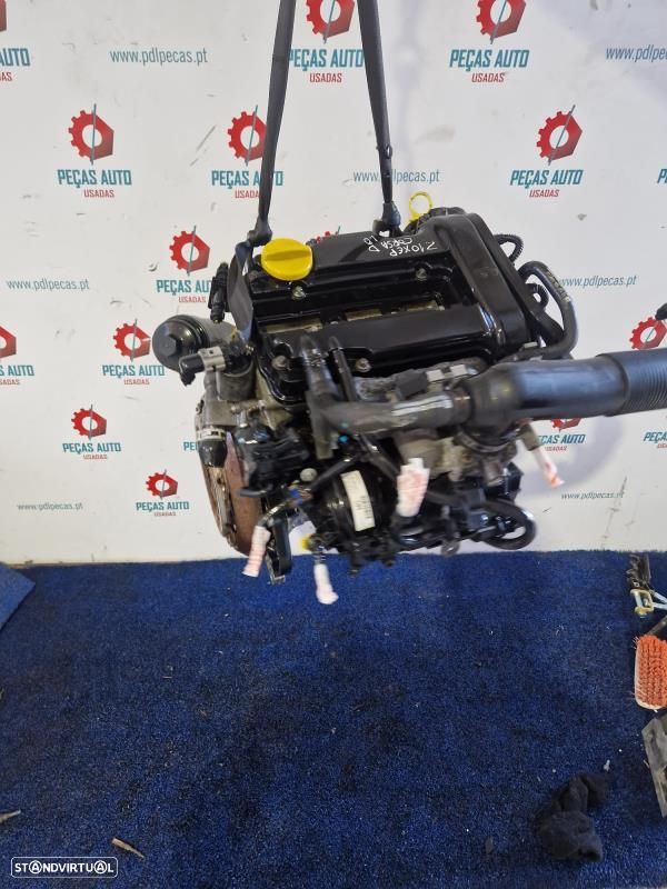 Motor Combustão Opel Corsa D (S07) - 4