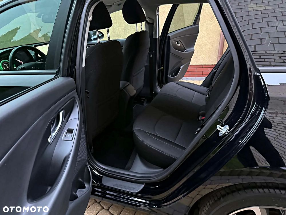 Hyundai i30 1.5 T-GDI 48V-Hybrid EDITION 30+ - 29