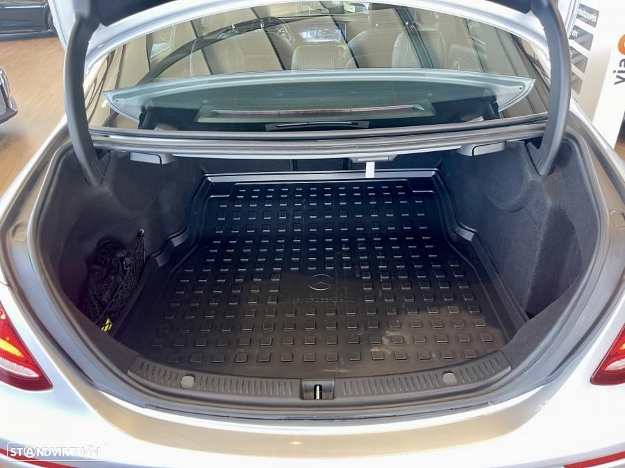 Mercedes-Benz E 220 d AMG Line - 37