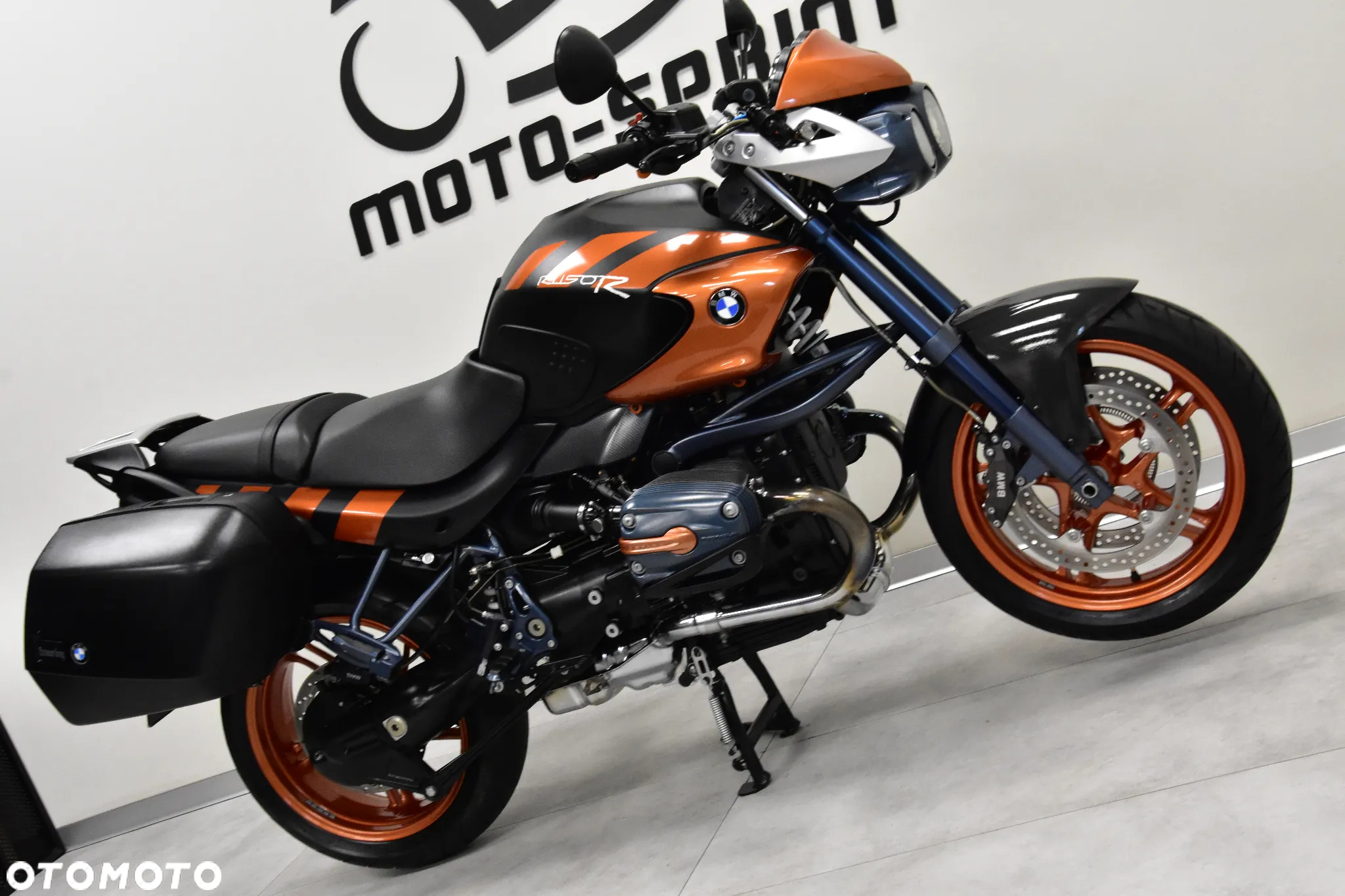 BMW R - 7