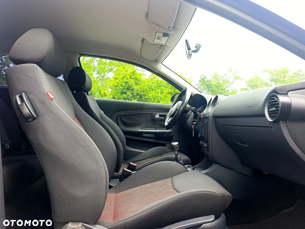 Seat Ibiza 1.4 16V Sport - 10
