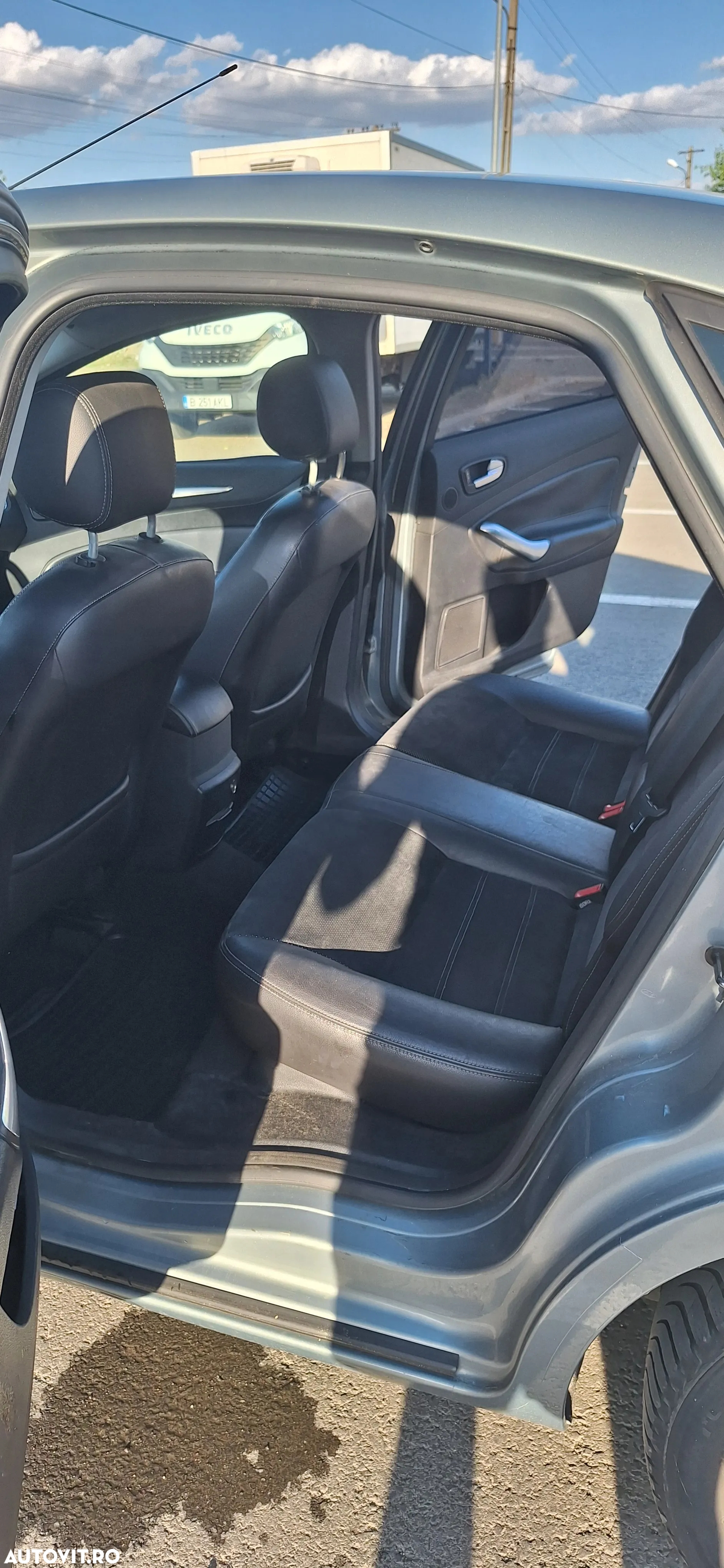 Ford Mondeo 2.0 TDCI Titanium - 3