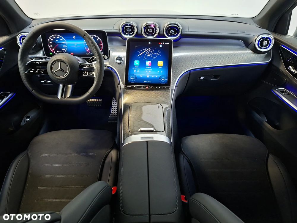 Mercedes-Benz GLC Coupe 220 d mHEV 4-Matic AMG Line - 2