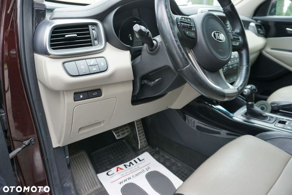Kia Sorento - 10