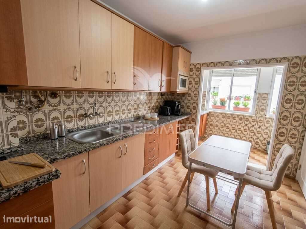 T3 Espaçoso em Elvas com Garagem e Arrecadação – Excelente Localização - Grande imagem: 4/14