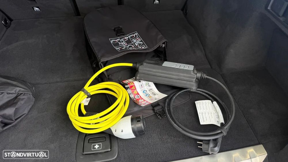 BMW 330 e Corporate Edition Auto - 24