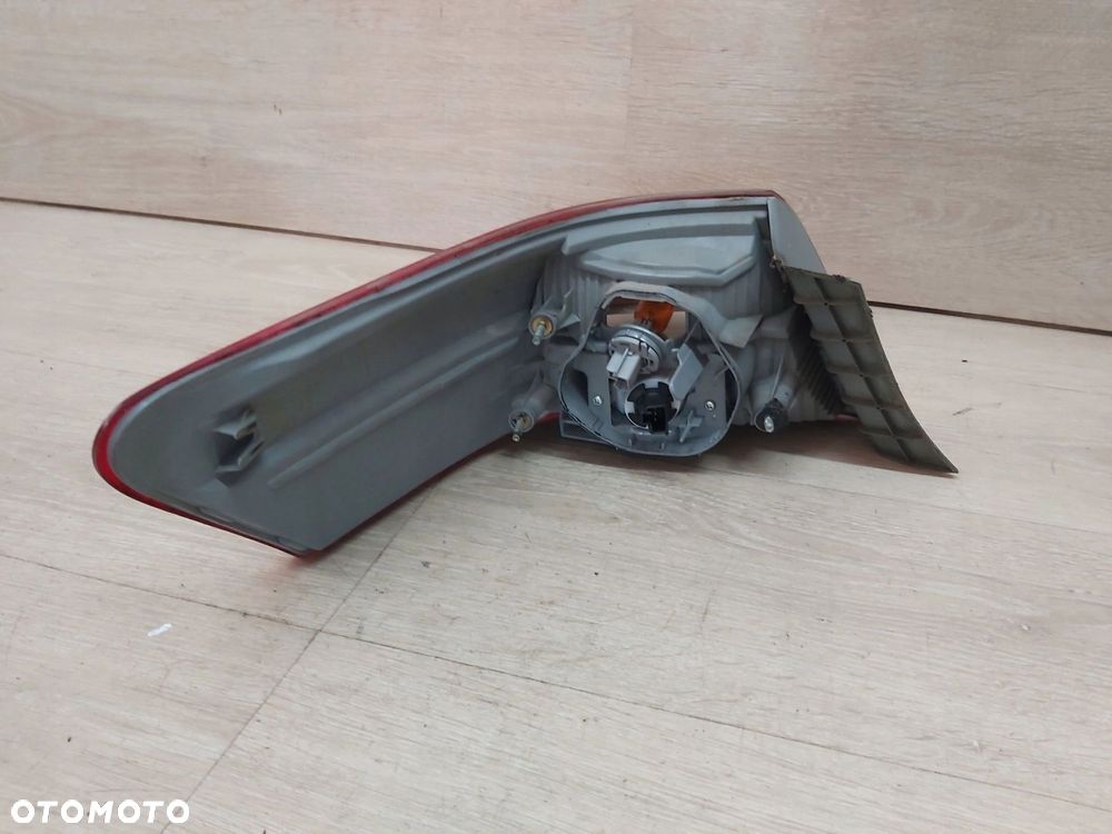 TOYOTA Camry VI XV40 lampa prawy tył USA 06-11r Oryginał - 4