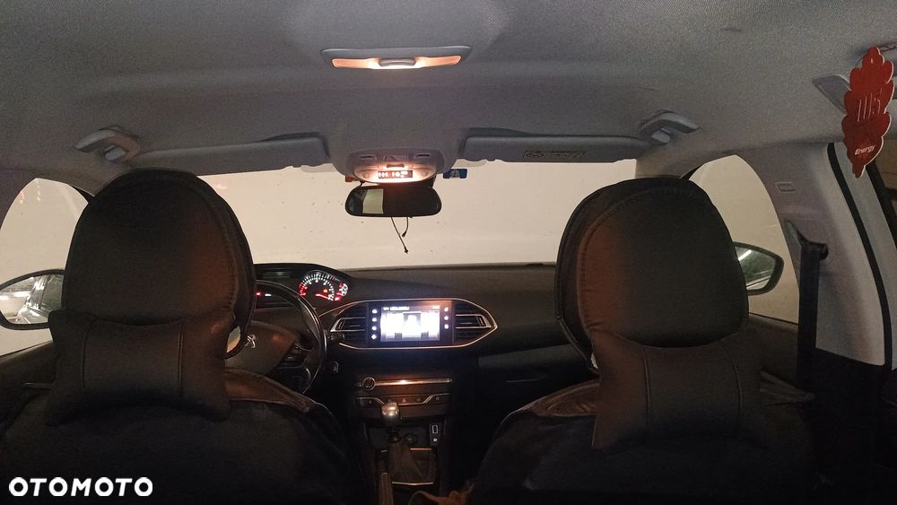 Peugeot 308 1.6 BlueHDi Active S&S - 16