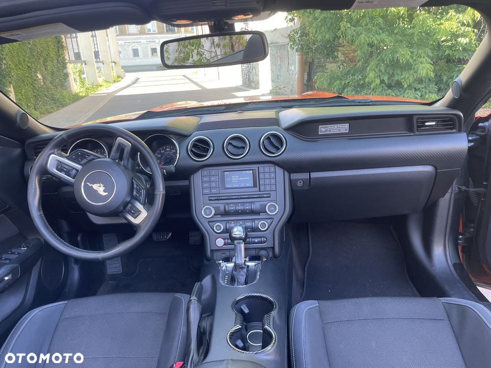 Ford Mustang 3.7 V6 - 18