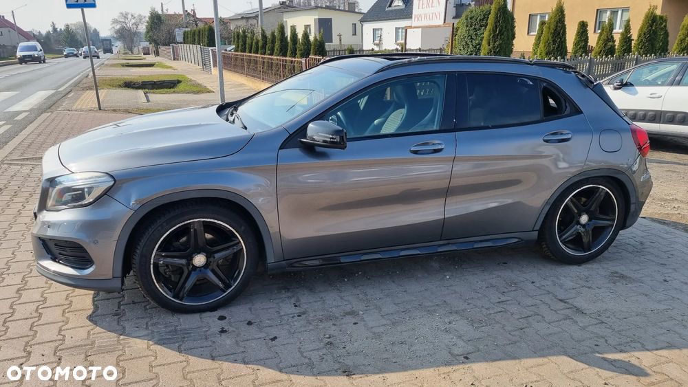 Mercedes-Benz GLA 200 (CDI) d 7G-DCT AMG Line - 12