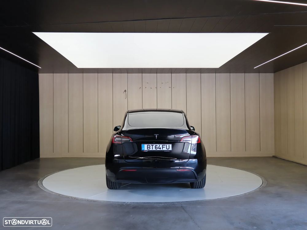 Tesla Model Y RWD - 5