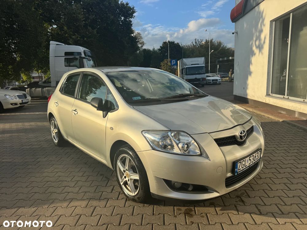 Toyota Auris 1.4 VVT-i Terra - 9