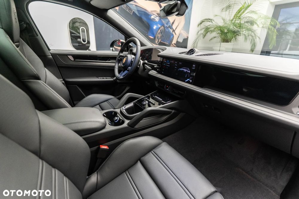Porsche Cayenne - 15
