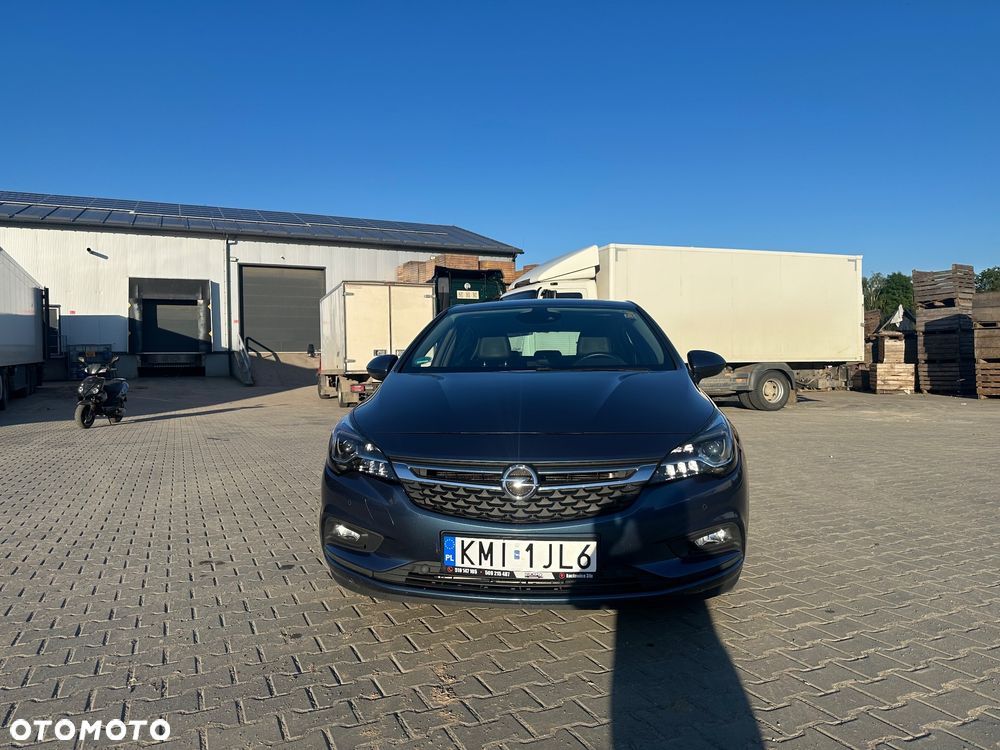 Opel Astra 1.4 Turbo Start/Stop Dynamic - 2