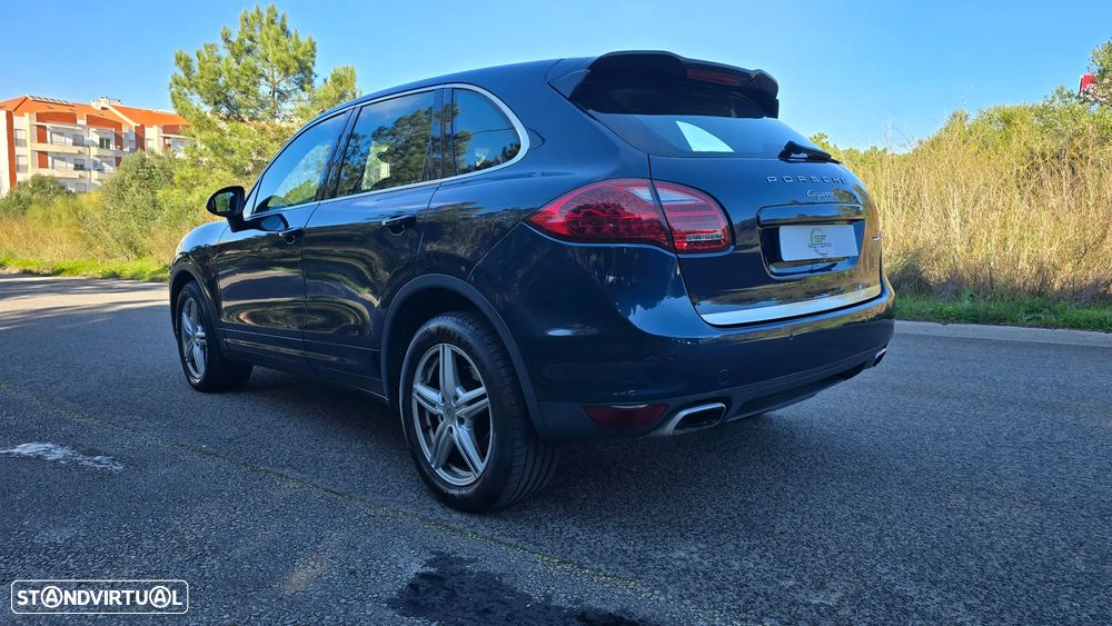 Porsche Cayenne Diesel Tiptronic S - 9