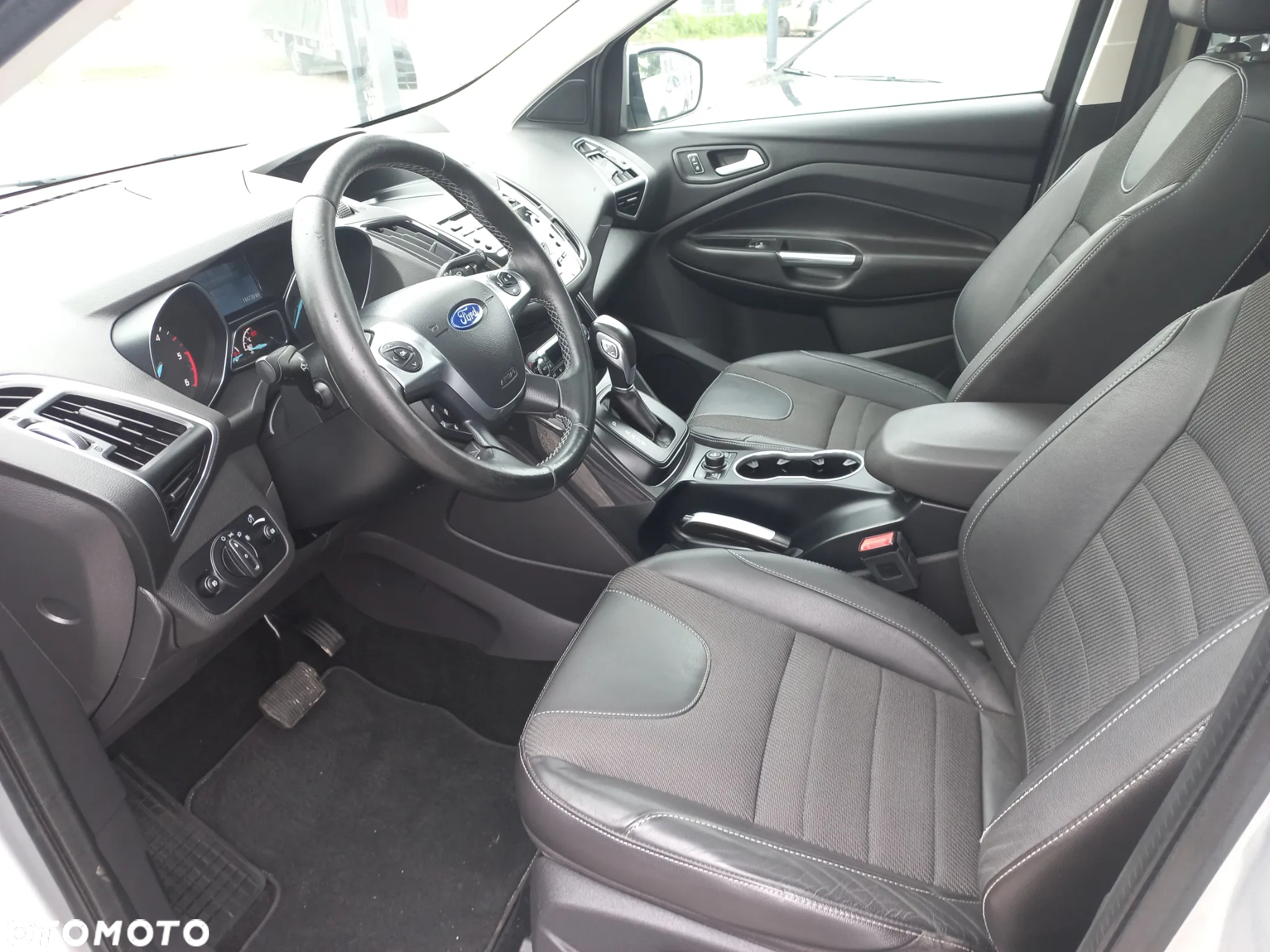 Ford Kuga 2.0 TDCi 4x4 Individual - 18