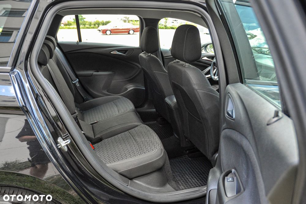 Opel Astra - 12