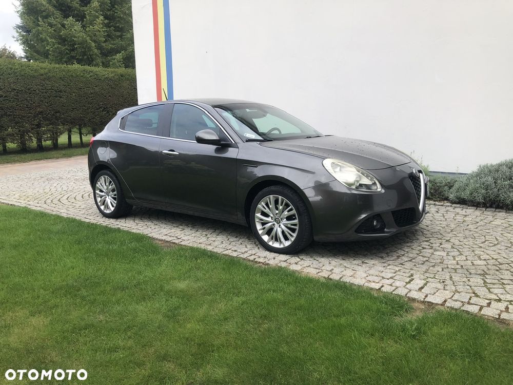 Alfa Romeo Giulietta - 1