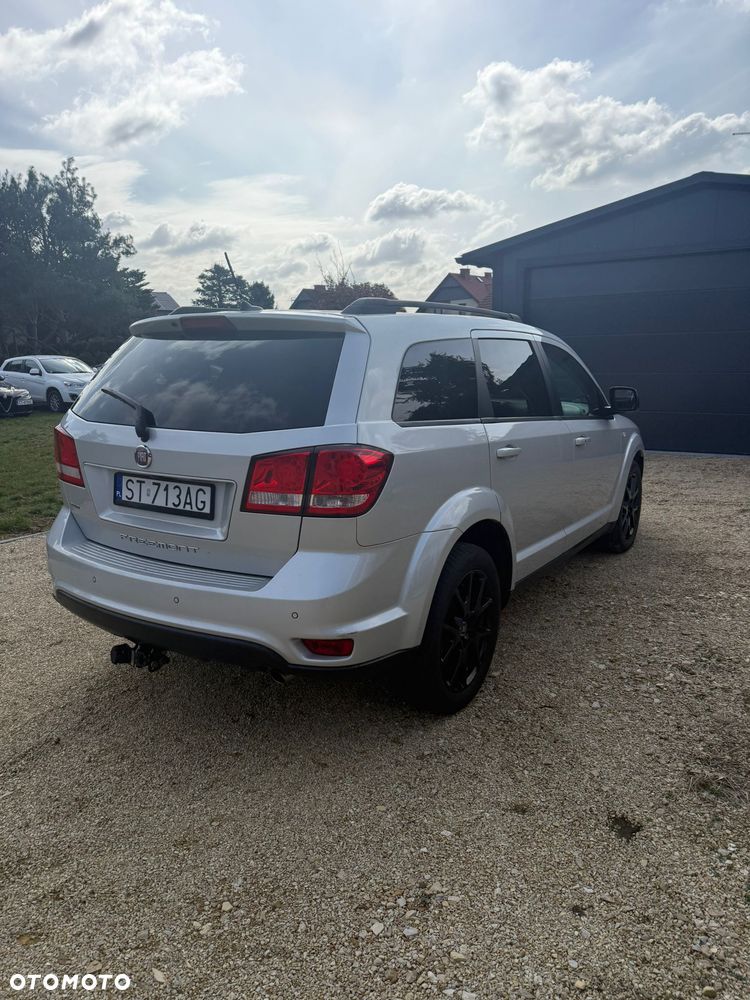 Fiat Freemont 2.0 Multijet Black Code AWD - 11