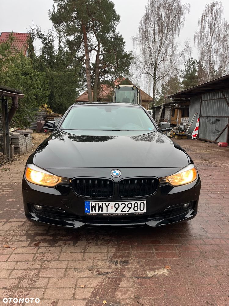 BMW Seria 3 328i Luxury Line - 1