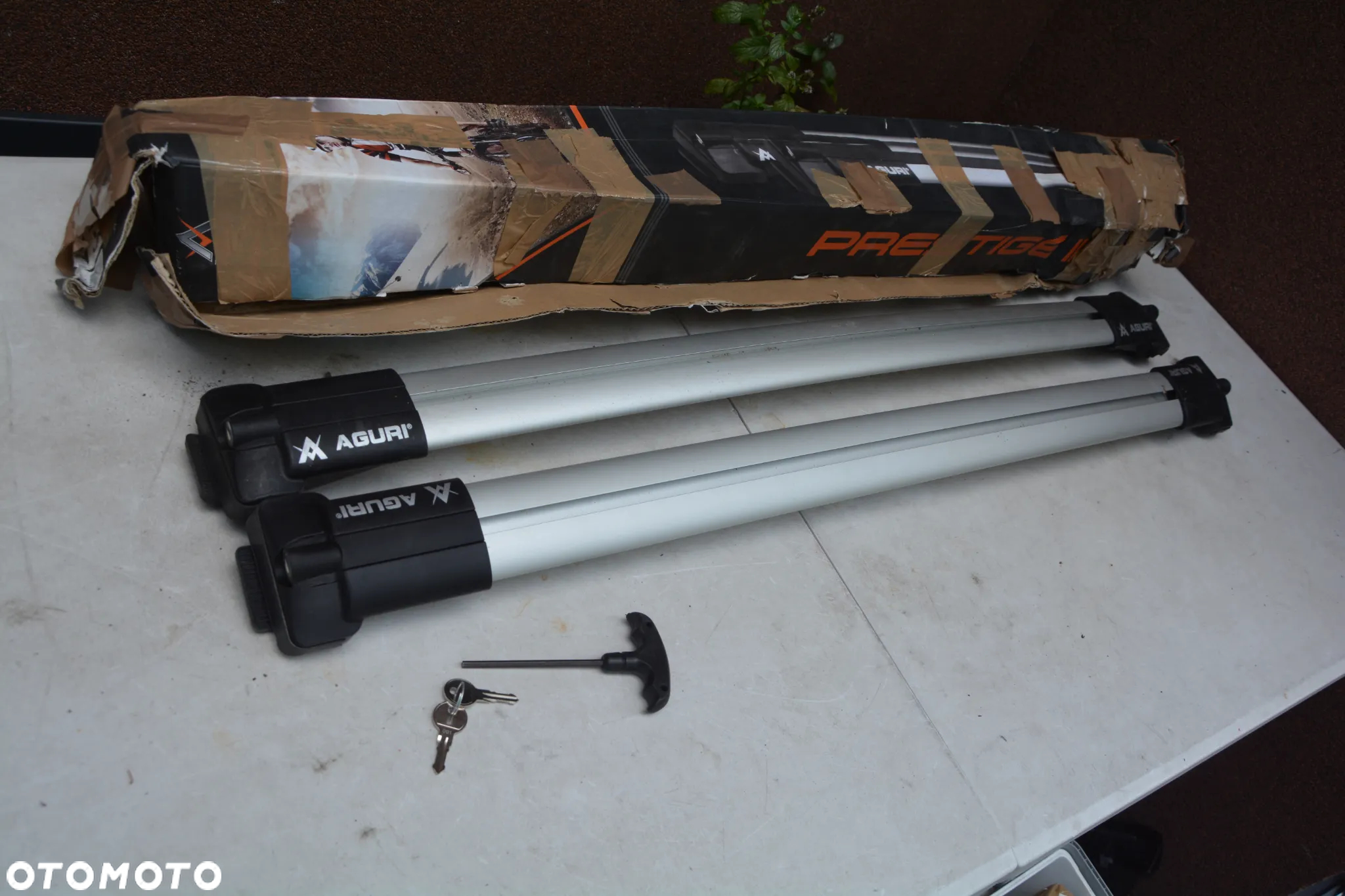 Bagażnik na relingi Auri Prestige 2 alu klucz - 2