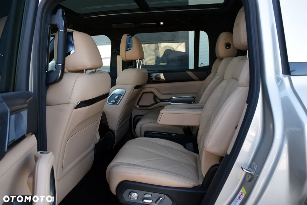 BYD Leopard 8 - 22