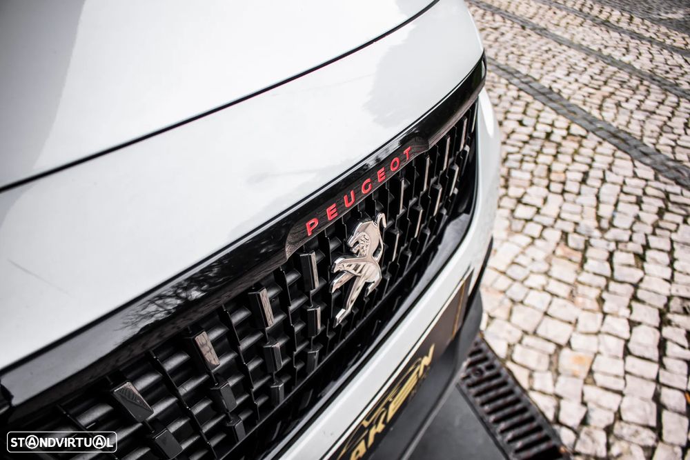Peugeot 2008 1.2 PureTech GT Line - 8