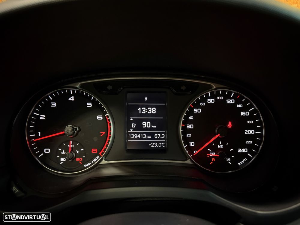 Audi A1 1.2 TFSI Attraction - 14