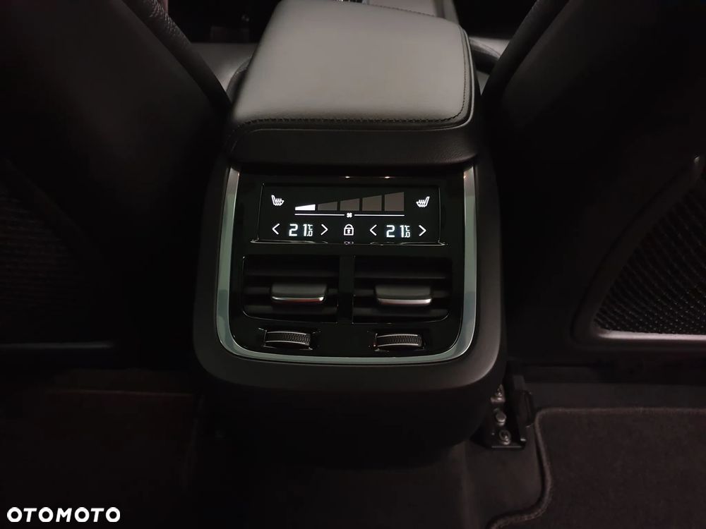 Volvo XC 60 B4 D Geartronic Inscription - 28