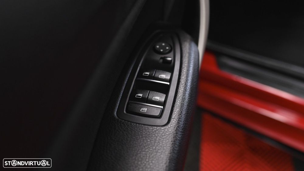 BMW 116 d Aut. Sport Line - 58