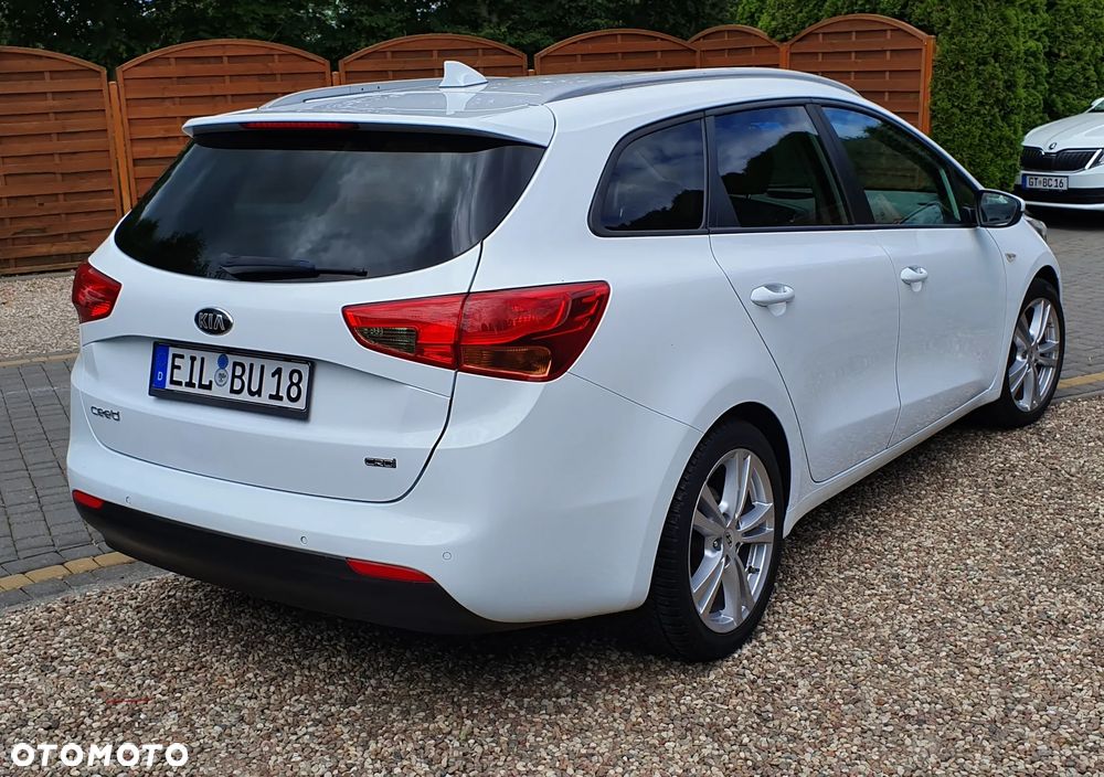 Kia Ceed 1.6 CRDi L - 11