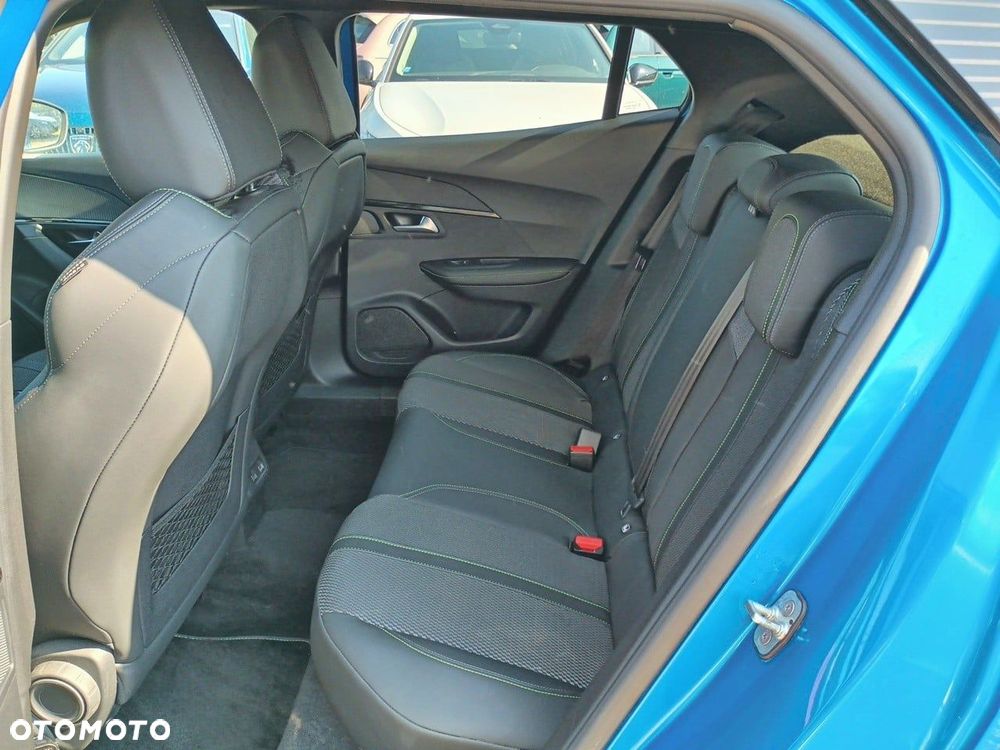 Peugeot 2008 - 10