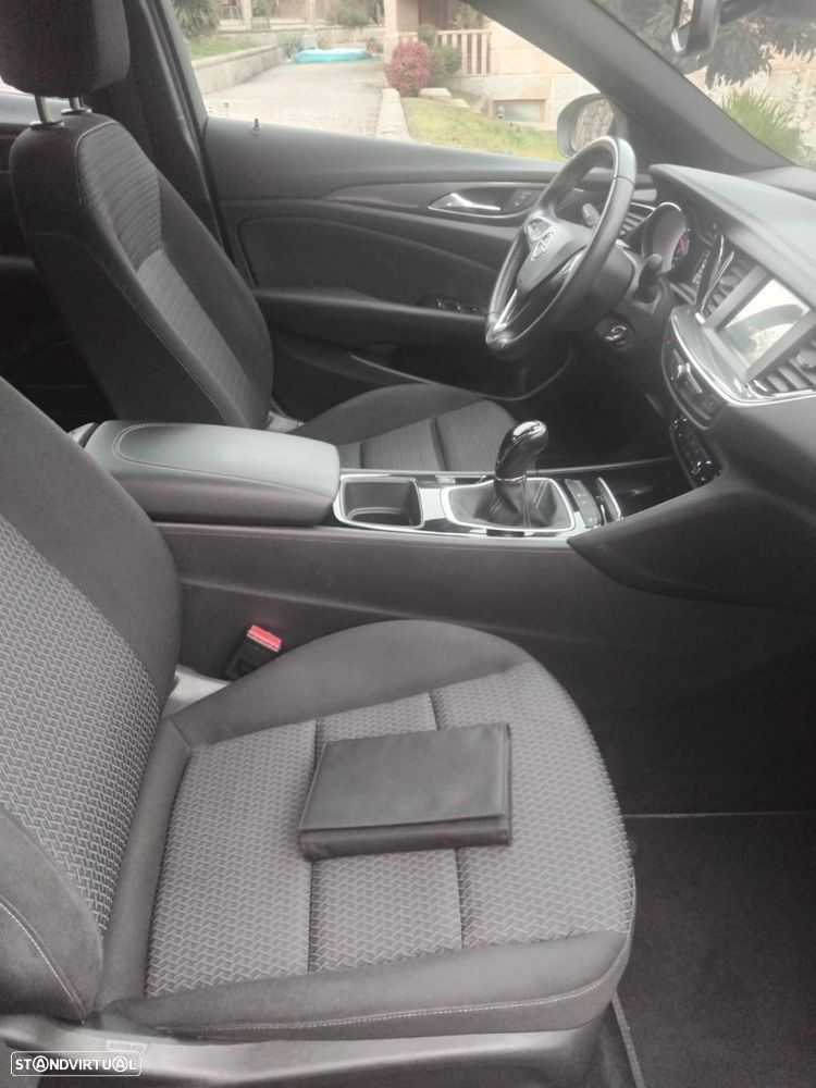 Opel Insignia Sports Tourer 1.5 D Business Edition - 8