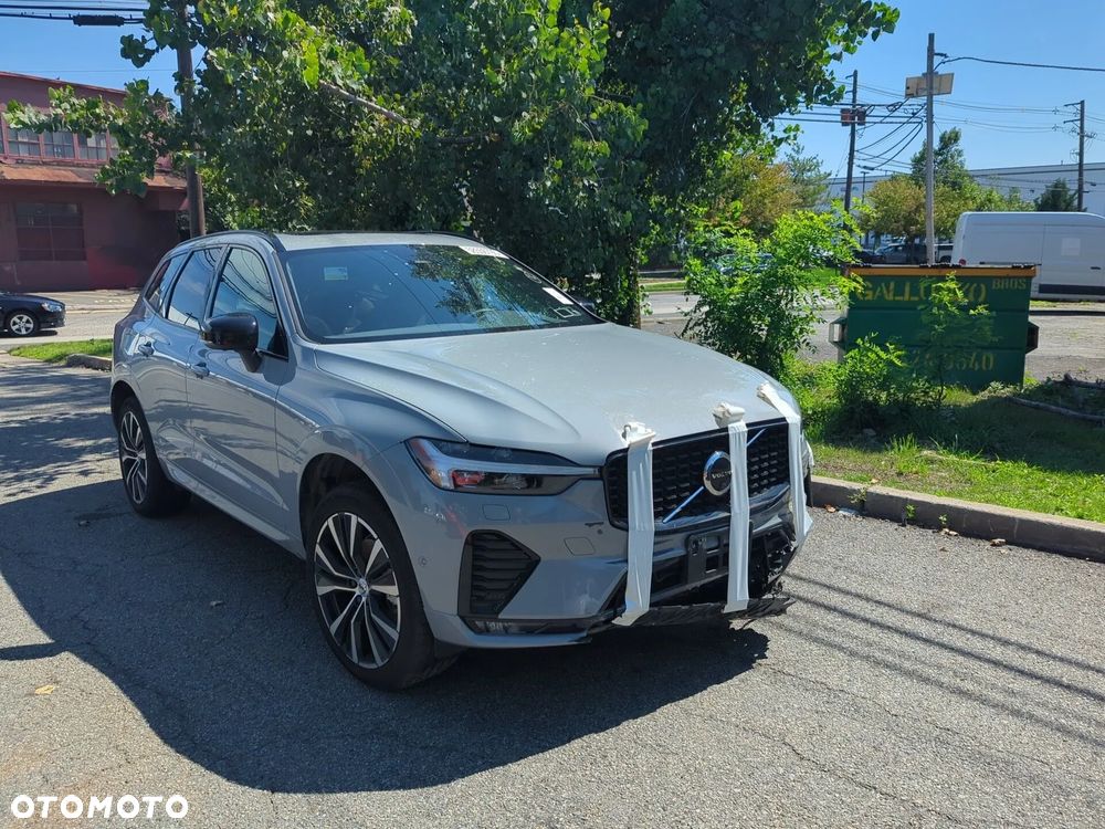 Volvo XC 60 B5 B AWD Geartronic Momentum Pro - 1