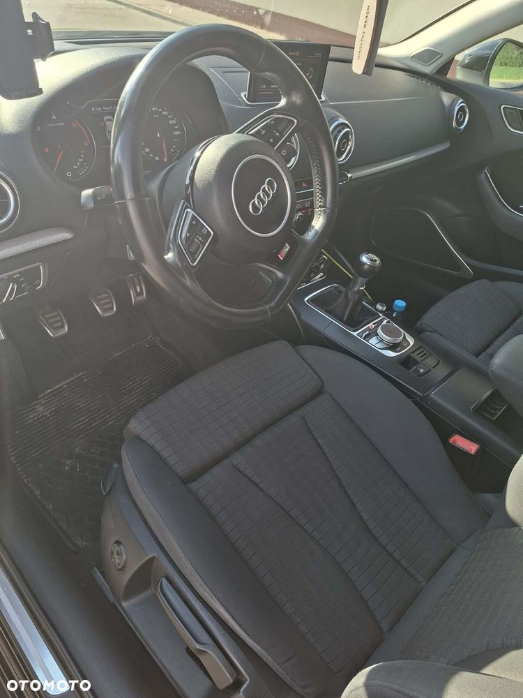 Audi A3 Limousine 2.0 TDI design - 9