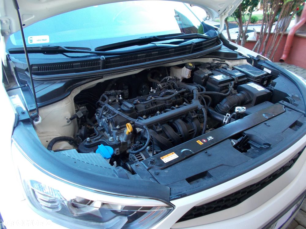 Kia Stonic 1.2 M - 8
