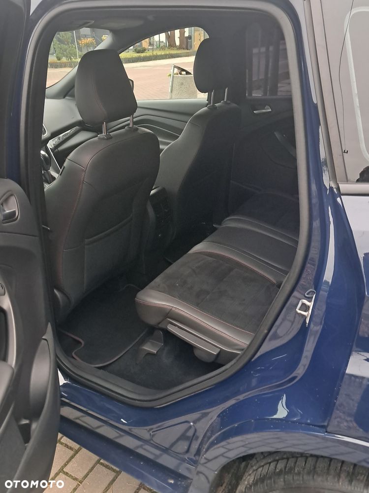 Ford Kuga 2.0 TDCi 4x4 ST-Line - 12