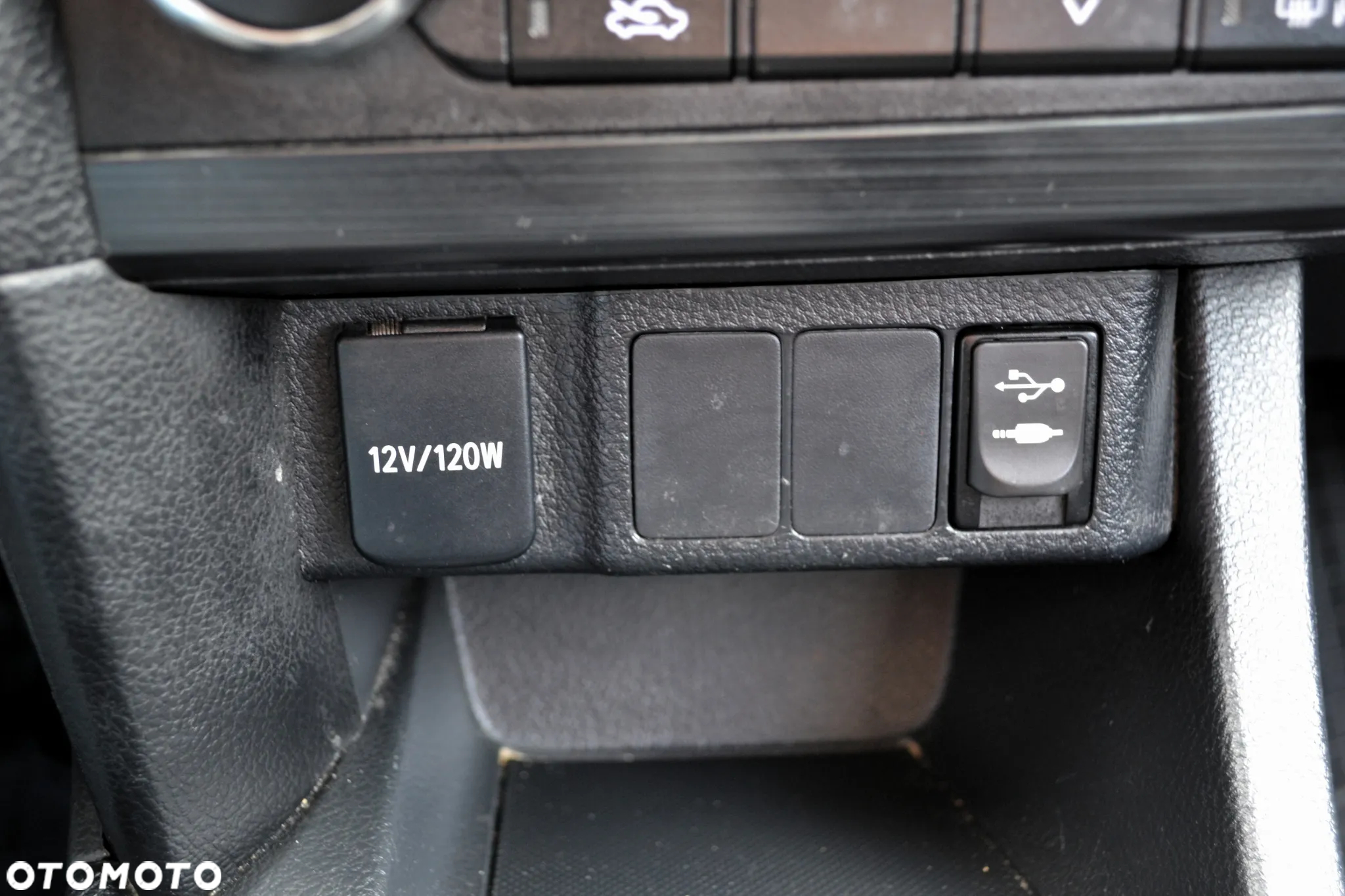 Toyota Auris 1.33 VVT-i Life Comfort - 19