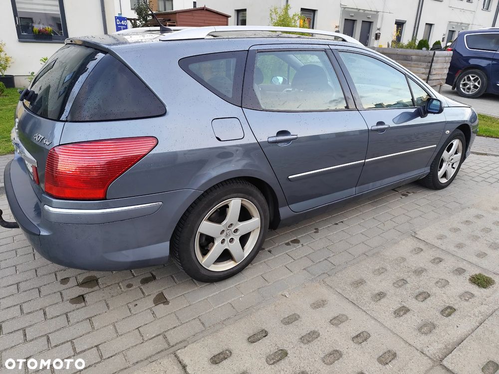 Peugeot 407 - 2