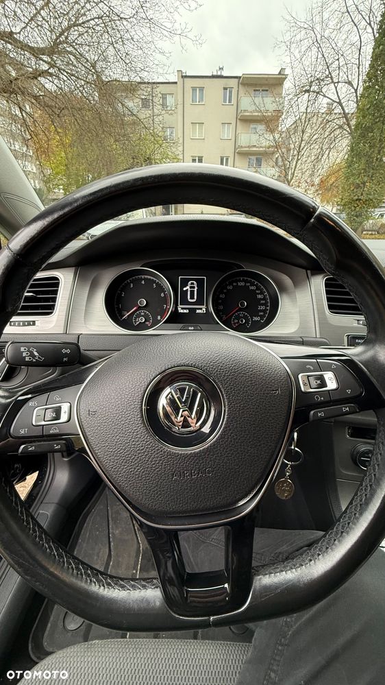 Volkswagen Golf 1.2 TSI BMT Comfortline - 14