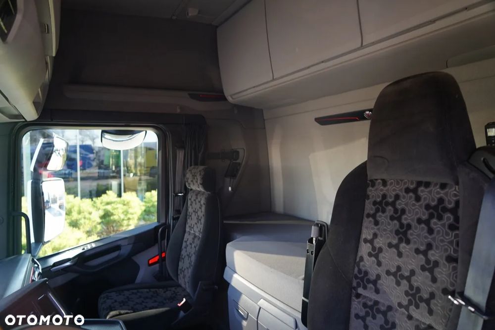 Scania R 650 / V8 / 6x4 / HYDRAULIKA /  DMC: 100.000 KG / I-PARK COOL / 3 OSIOWY CIĄGNIK SIODŁOWY / OPONY 100% - 28