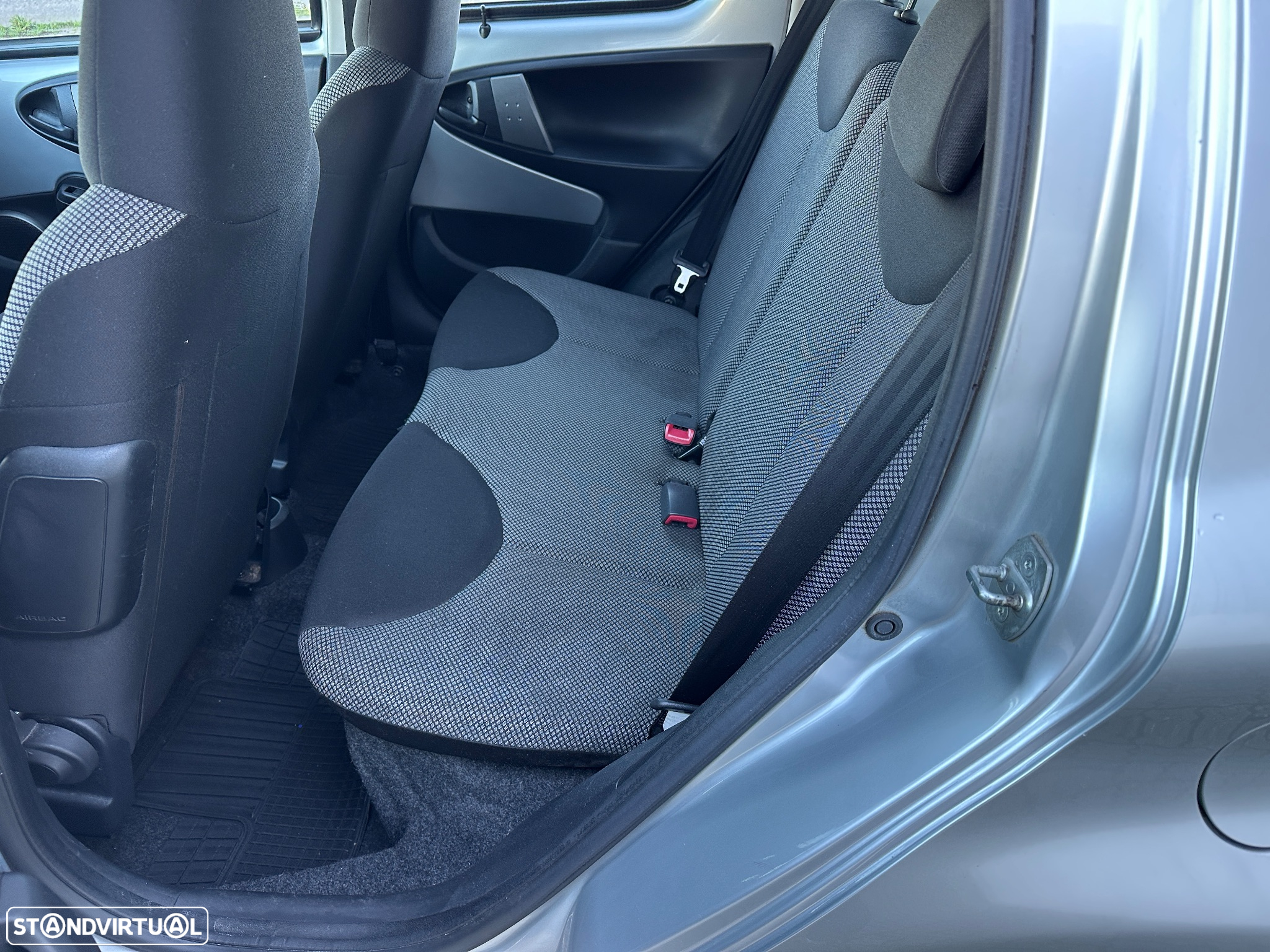 Toyota Aygo 1.0 Style Pack MM - 10
