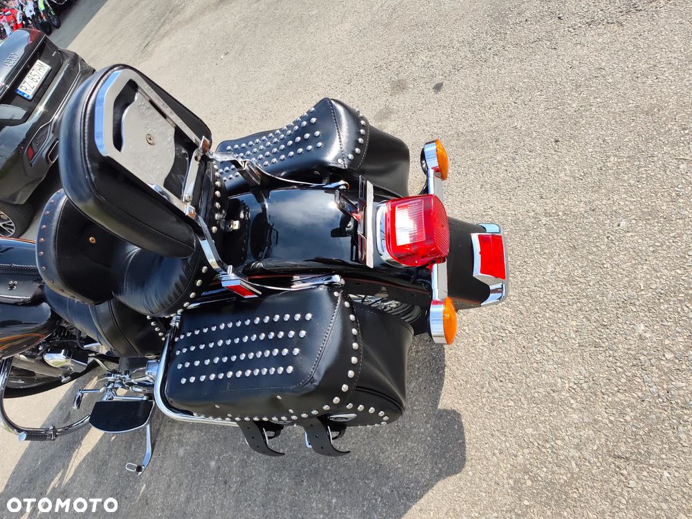Harley-Davidson Softail Heritage Classic - 24