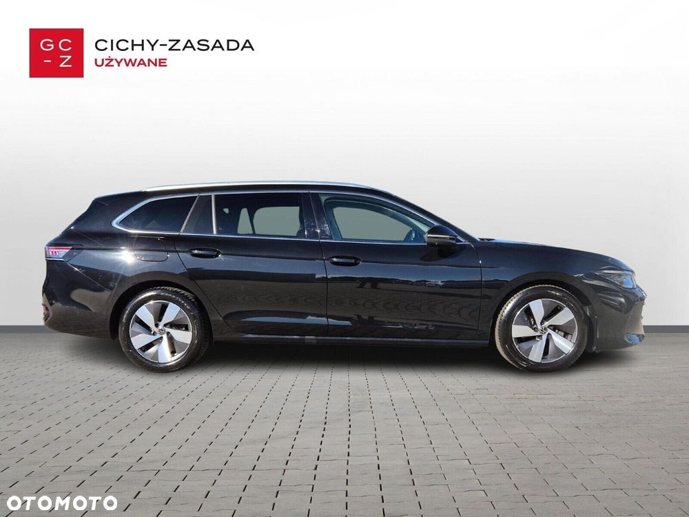 Volkswagen Passat Variant 2.0 TDI SCR Elegance DSG - 6