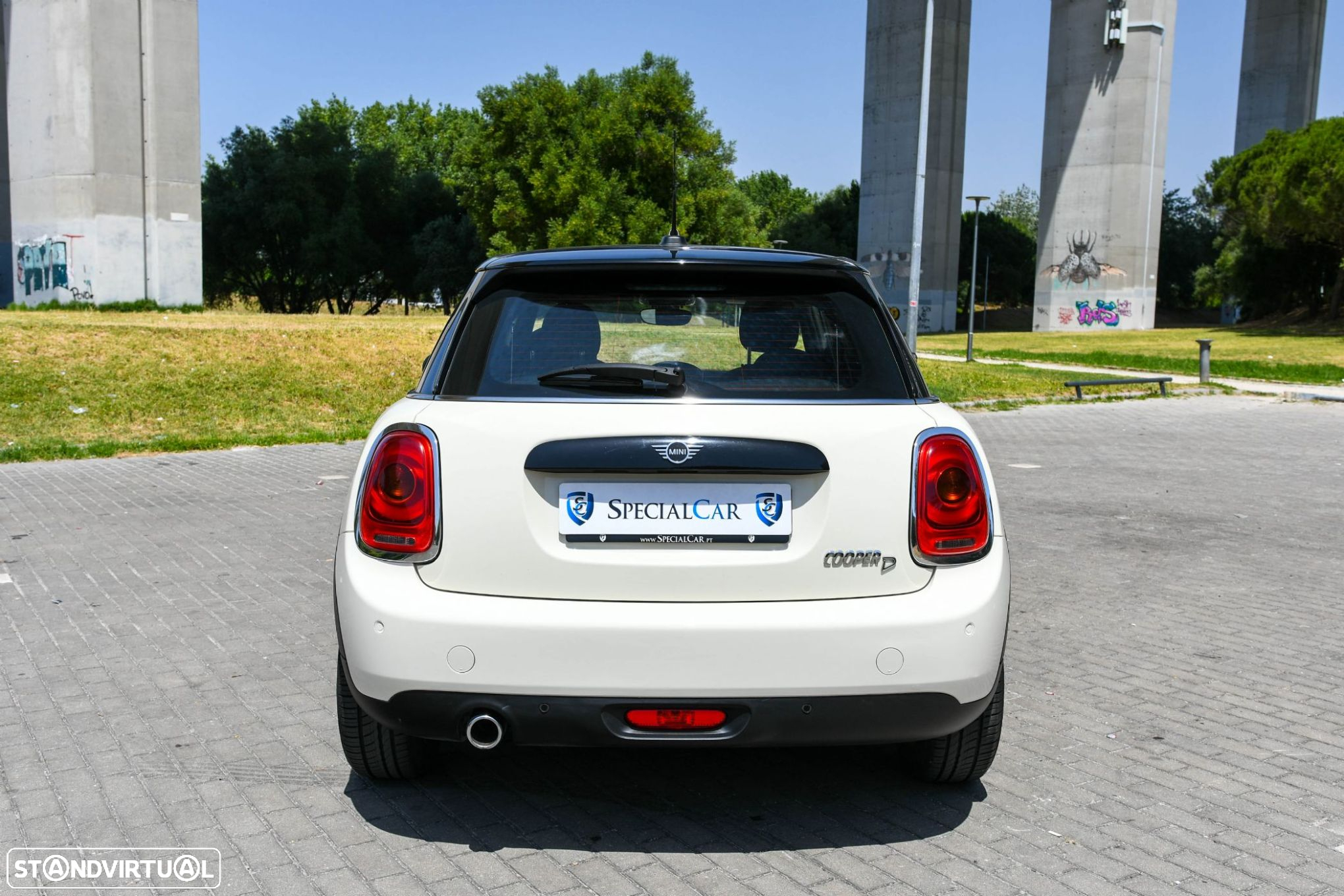 MINI 5 Portas Cooper D - 6