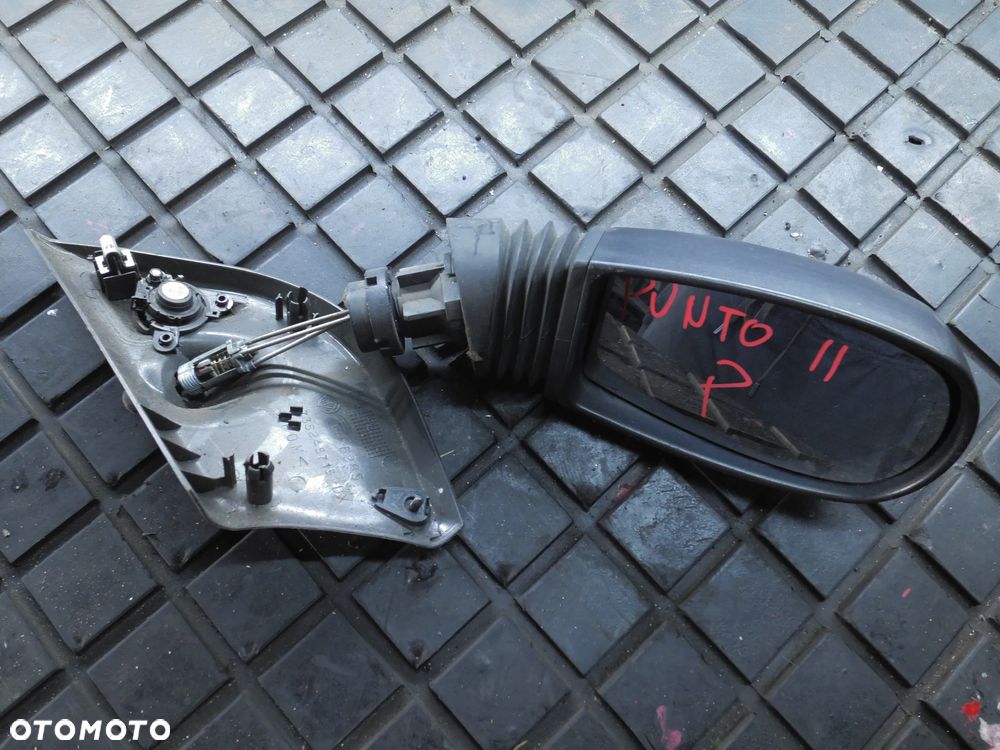 FIAT PUNTO II LIFT LUSTERKO ZEWNĘTRZNE PRAWE MANUALNE 0157179 ORYGINAŁ POSIADAM 4SZT - 8