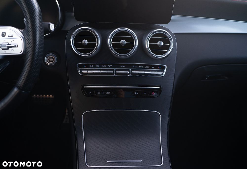 Mercedes-Benz GLC AMG 43 4Matic AMG Speedshift TCT 9G - 23