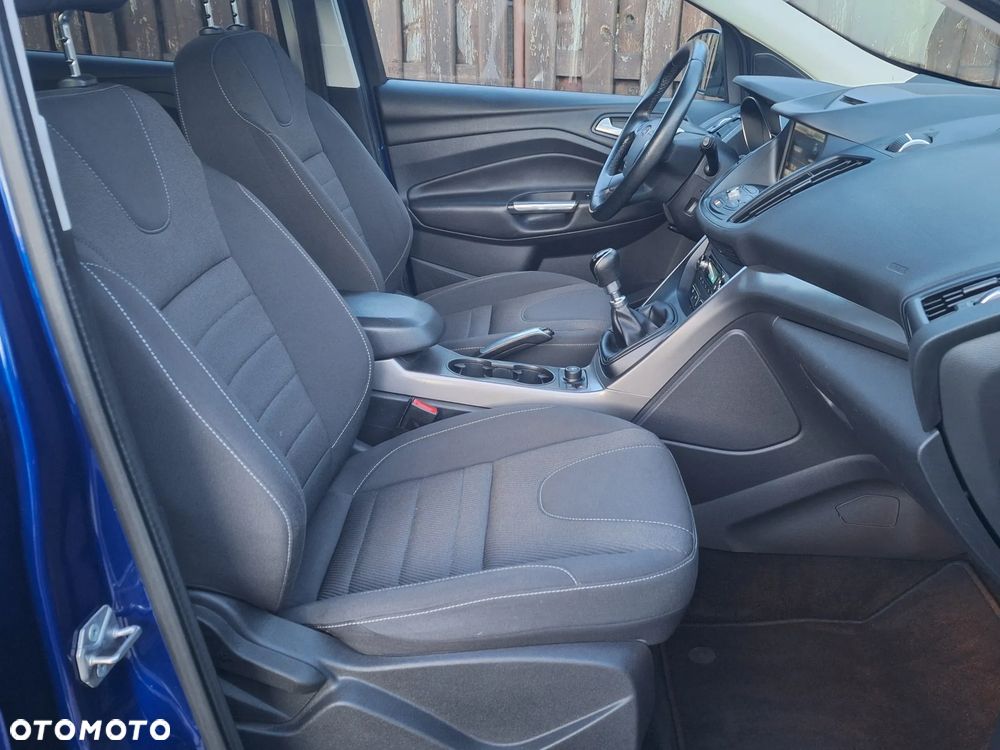 Ford Kuga - 18