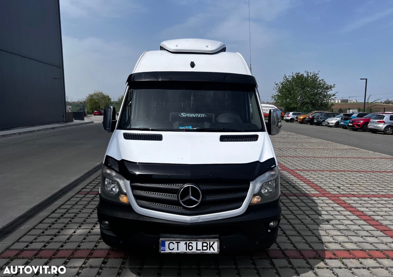 Mercedes-Benz Sprinter - 5