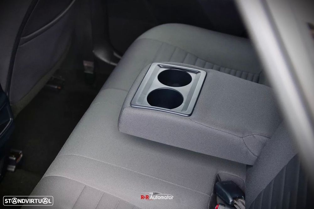 Toyota Auris 1.8 HSD Comfort+J17+Navi - 17
